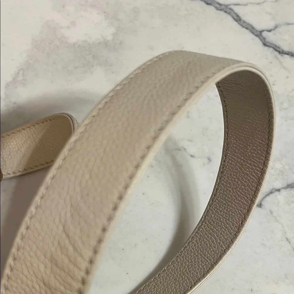 Gucci Cream Leather Crossbody with Signature Web Stripe - Picture 6 of 13